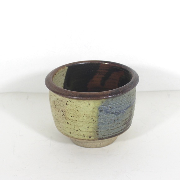 Vintage Signed Studio Pottery Bowl Handmade - Picture 2 of 8